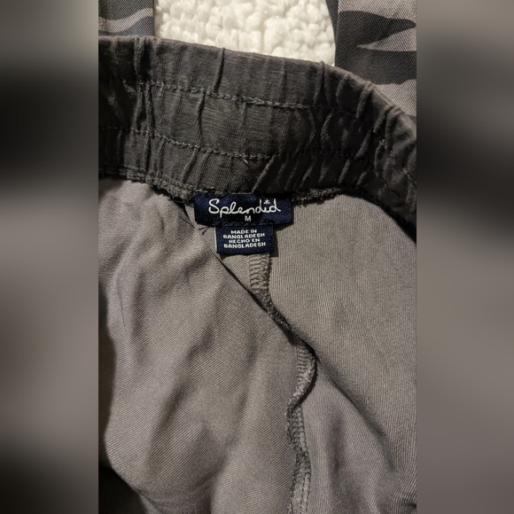 EUC Splendid grey black 100% rayon oversized cargo pockets elastic drawstring - Picture 6 of 8